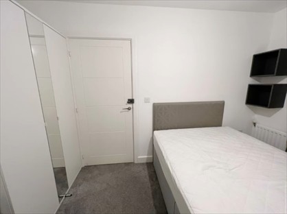 Room in a Shared House, Upper Brook St, M13