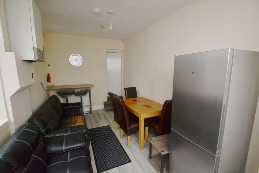 5 Bed Terraced House, Ashfield Road, M13