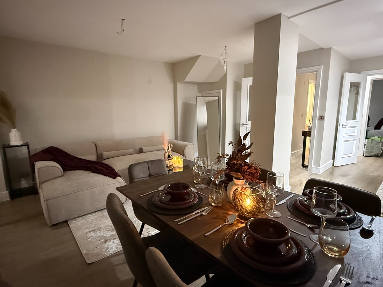 4 Bed Flat, Silverthorne Road, SW8 photo 3