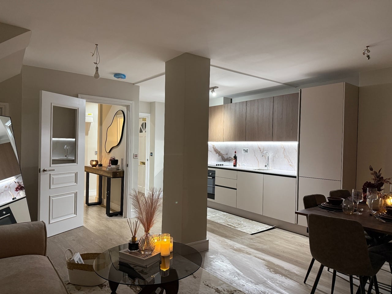 4 Bed Flat, Silverthorne Road, SW8 photo 4
