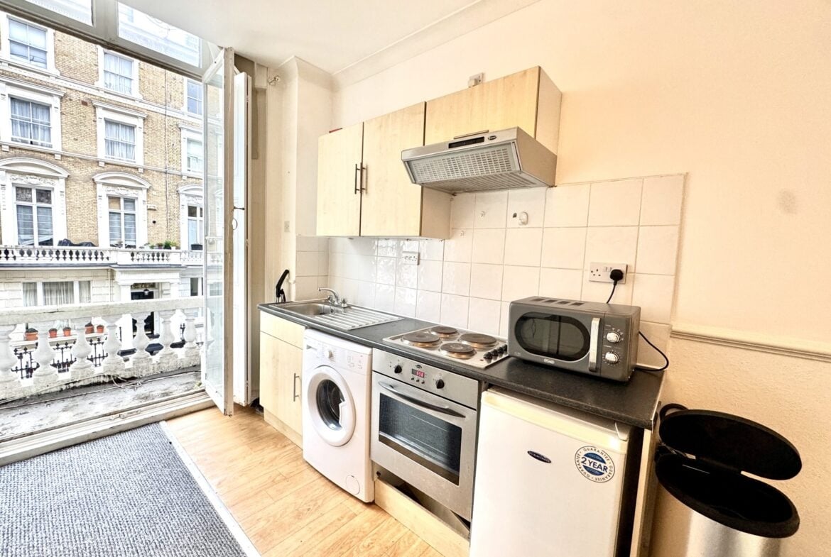 Studio Flat, London, W2 photo 2