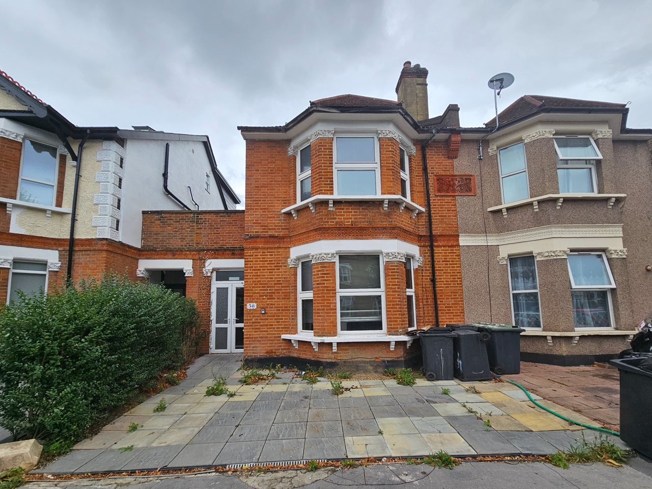 Studio Flat, Oakfield Road, CR0
