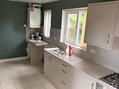 3 bed semi-detached house for rent in 3 Bed Semi-Detached House, Shenstone Drive, S65