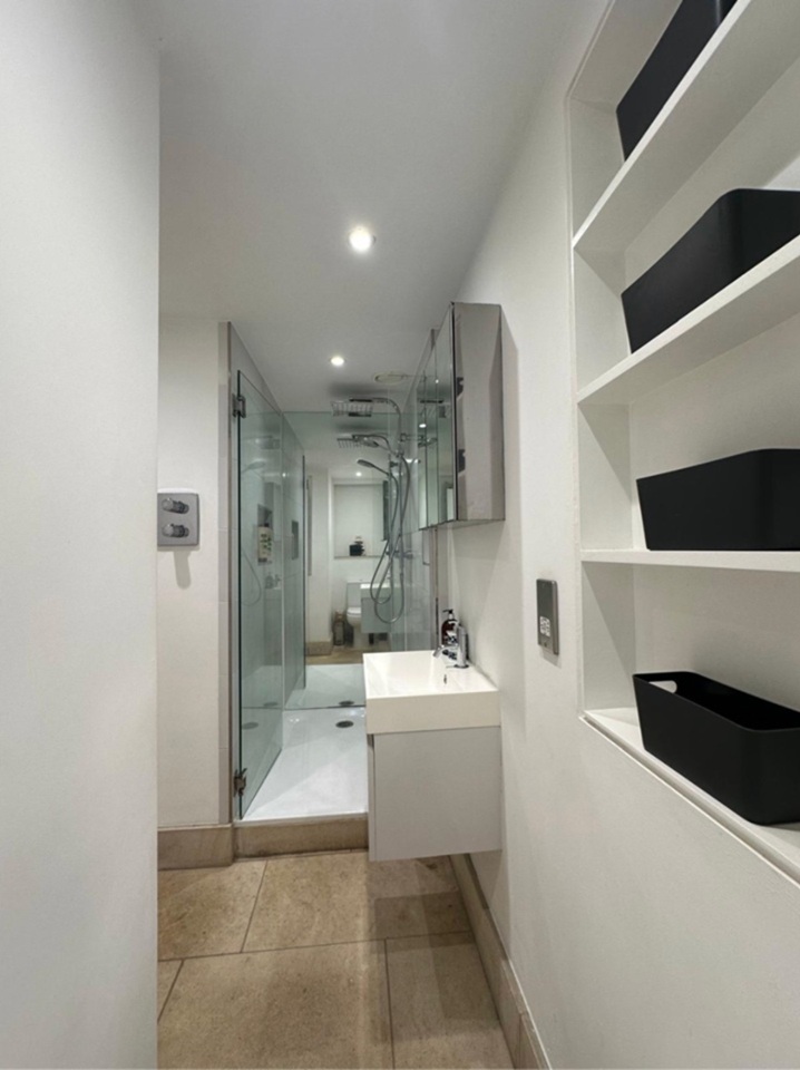 1 Bed Flat, Hamble St, SW6 photo 3