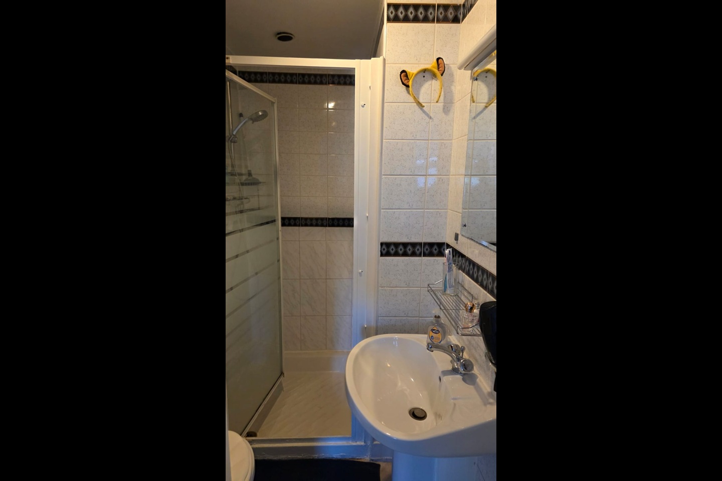 Studio Flat, Perham Road, W14 photo 5