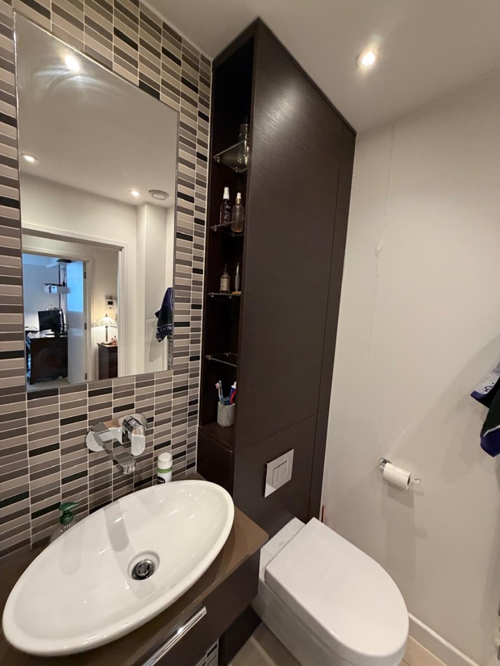 2 Bed Flat, Black Prince Road, SE1 photo 3