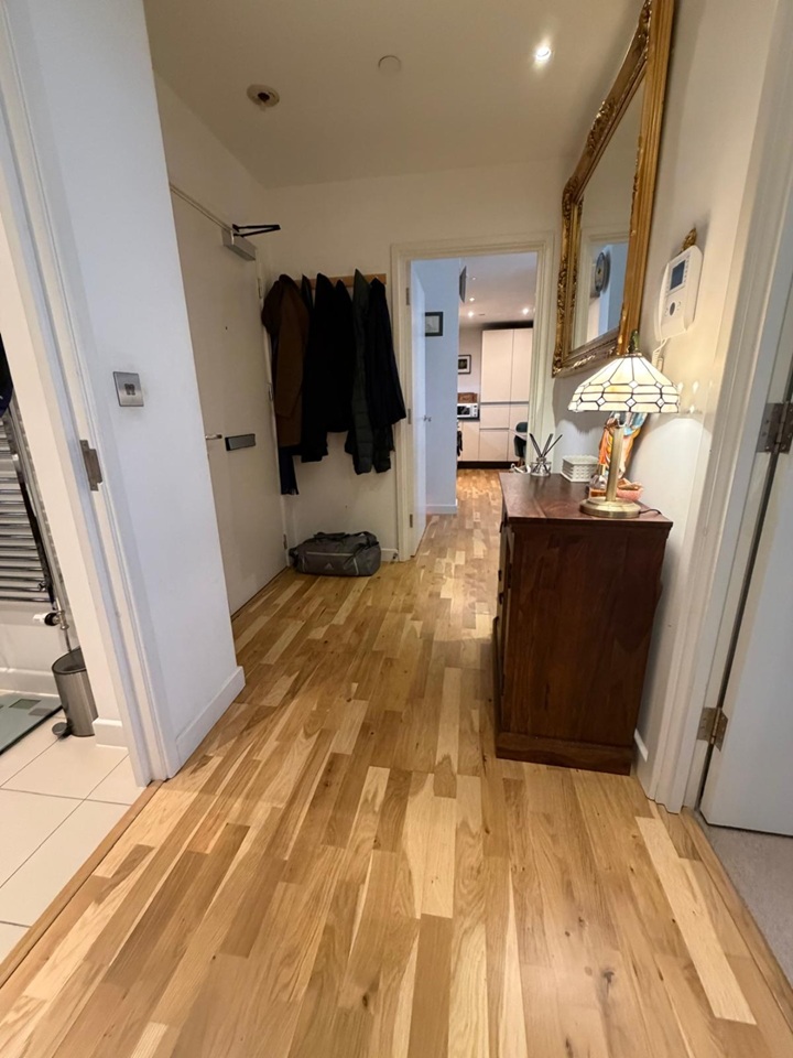 2 Bed Flat, Black Prince Road, SE1 photo 2