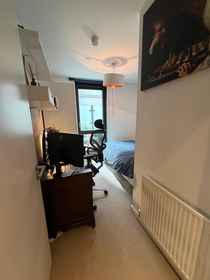 2 Bed Flat, Black Prince Road, SE1 photo 4