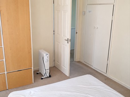 Room in a Shared House, Nine Elms Close, UB8