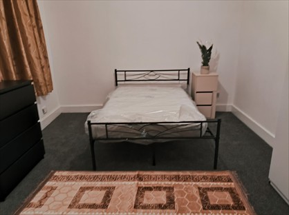 4 Bed Terraced House, Adelaide Road, E10