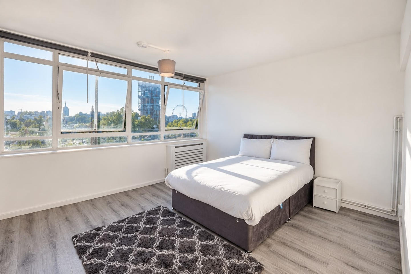 1 Bed Flat, Perronet House, SE1 photo 3