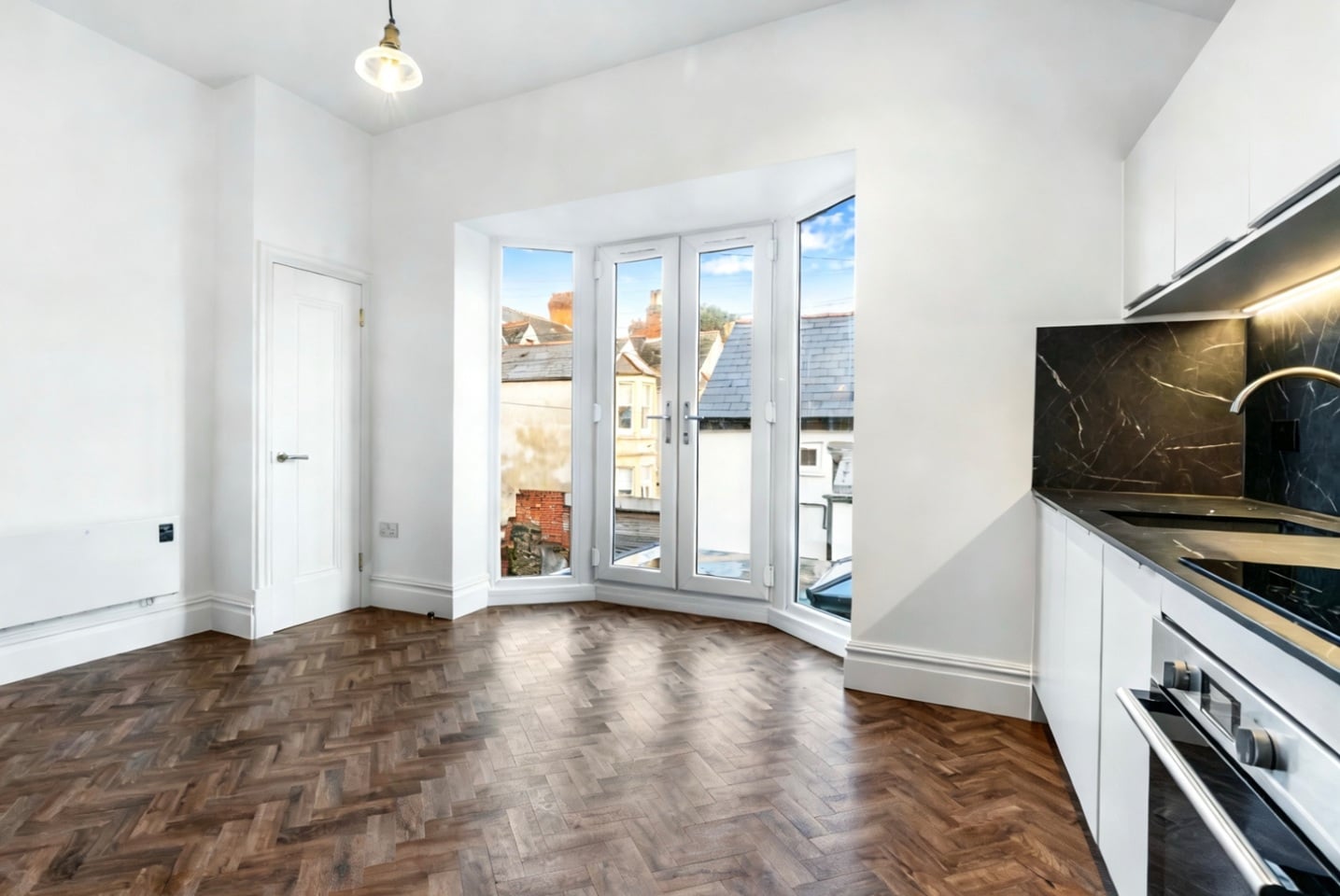 2 Bed Flat, Cathedral Road, CF11 photo 4