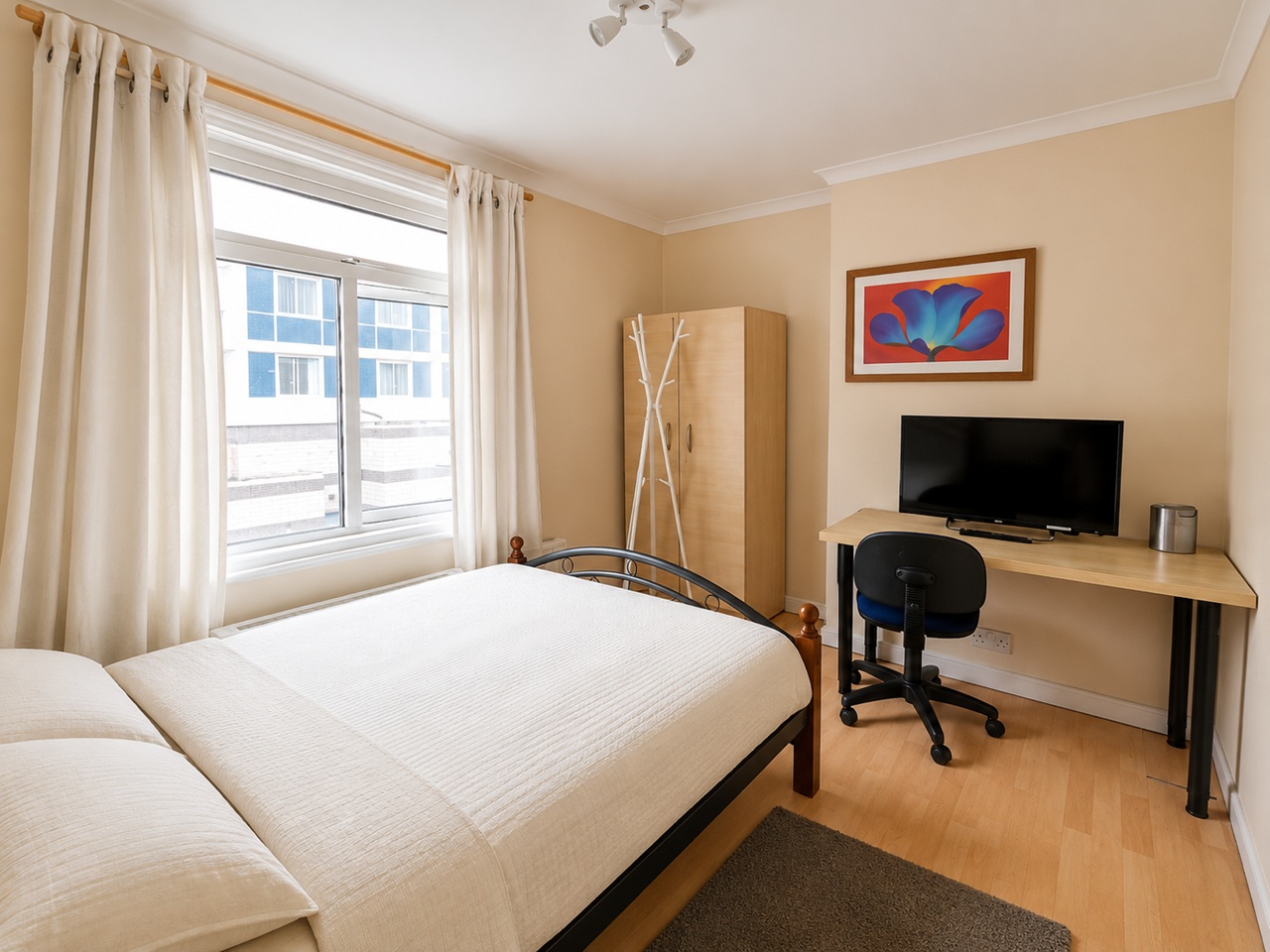 3 Bed Flat, Chalton St, NW1 photo 5