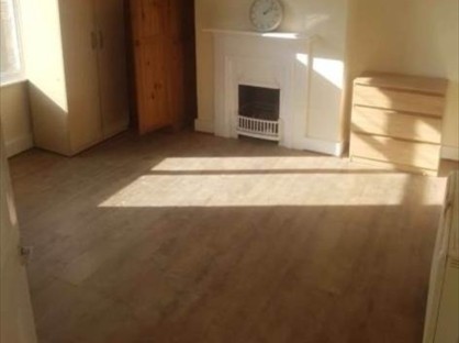 3 Bed Flat, The Broadway, UB1