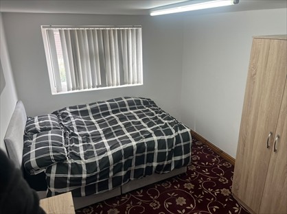 Room in a Shared House, Glenpark Road, B8