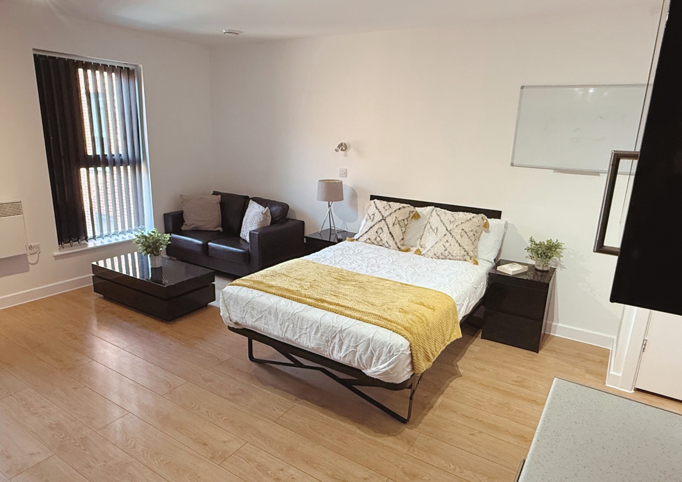 Studio Flat, London Road, LE2 photo 5