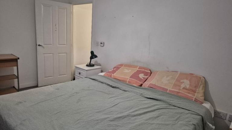 Room in a Shared Flat, Aylesborough Close, CB4 photo 2