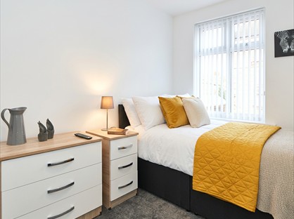 Room in a Shared House, London Road, ST4