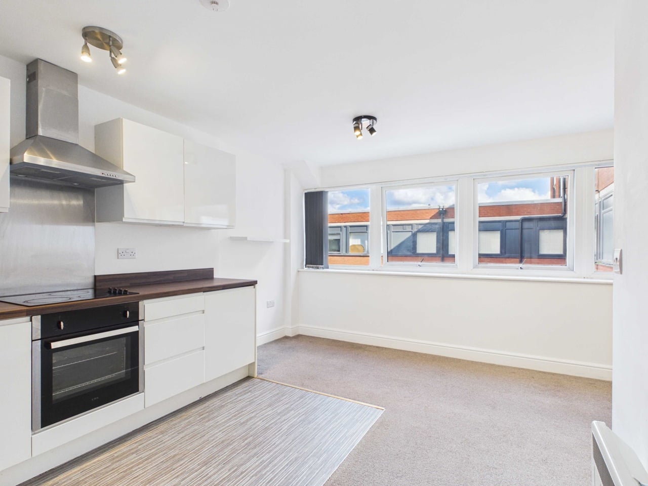 Studio Flat, Friar Gate, DE1 photo 2
