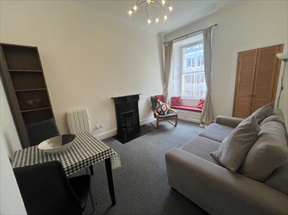 1 Bed Flat, St. Marys Street, EH1