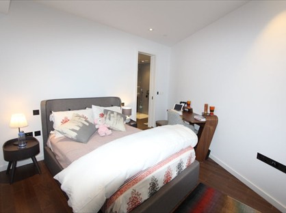 6 bed room for rent in Room in a Shared House, Warwick Road, E12