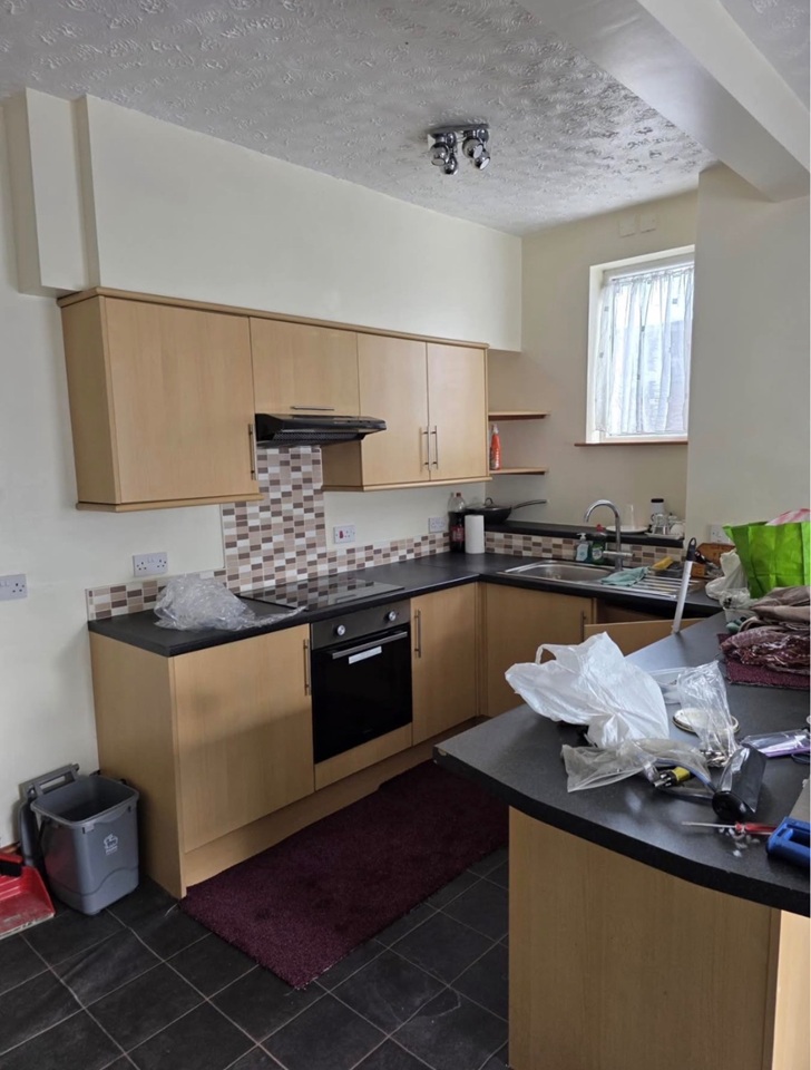 Room in a Shared House, Herristone Road, M8