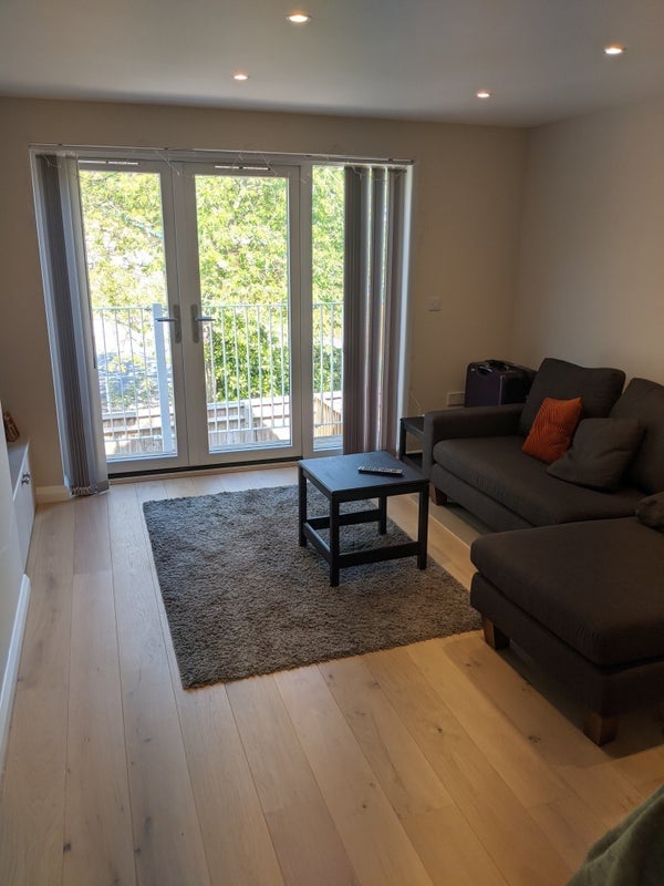 2 Bed Flat, Elms Road, OX2 photo 2