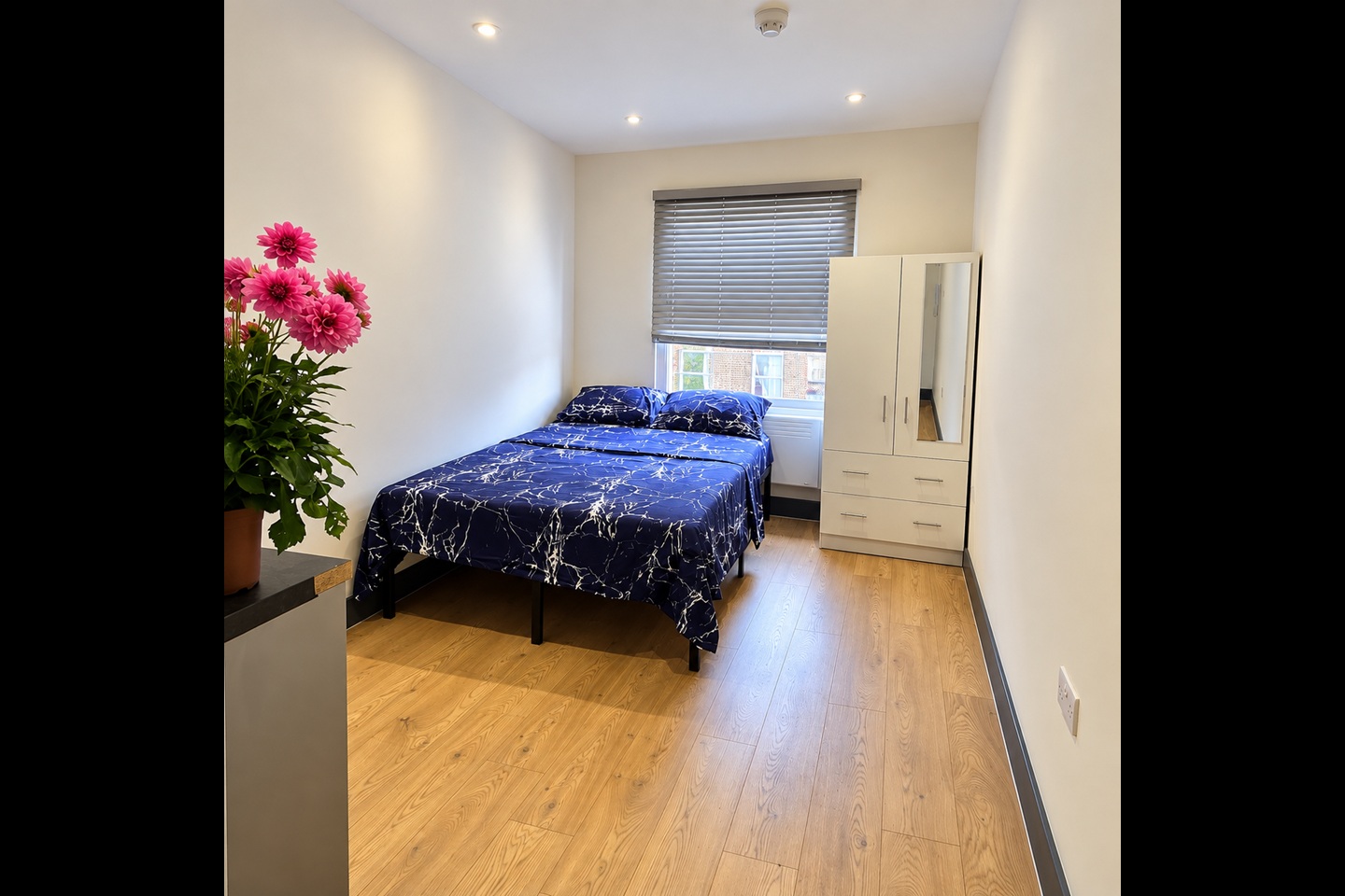 Studio Flat, Oakford Road, NW5
