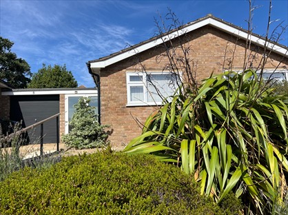 2 Bed Bungalow, Mill View Close, IP12