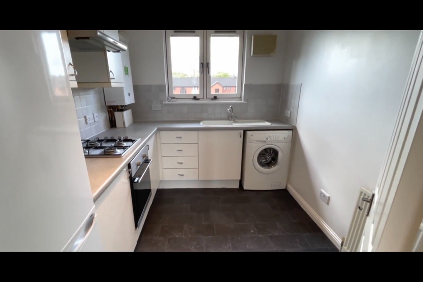 2 Bed Flat, Sutcliffe Road, G13