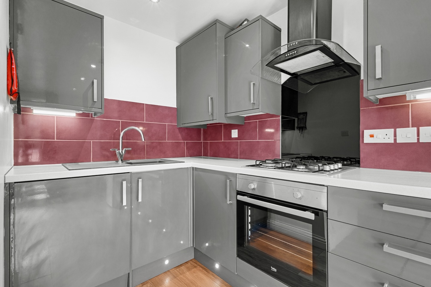 2 Bed Flat, Ashley House, BS2 photo 2