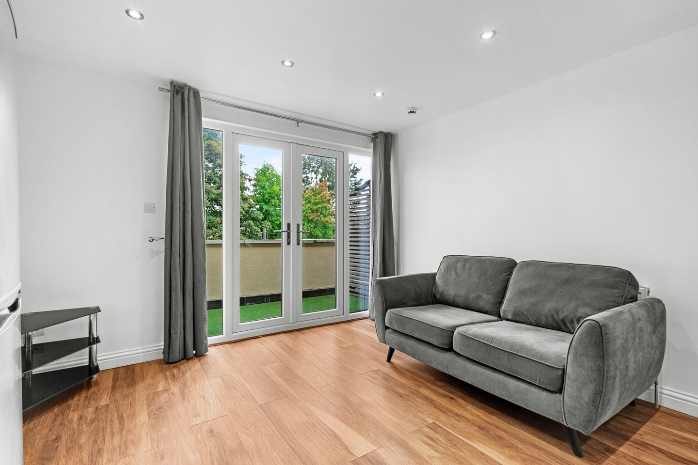 2 Bed Flat, Ashley House, BS2 photo 3