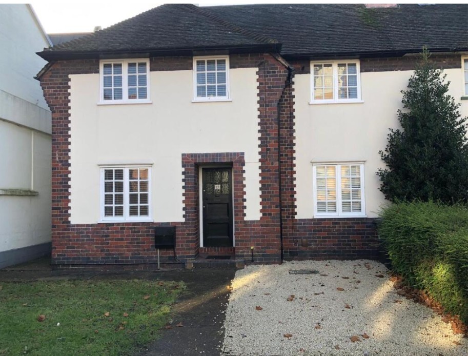 4 Bed Semi-Detached House, Lancaster Place, LE1