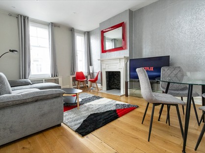 3 Bed Flat, Argyll Mansions, SW3