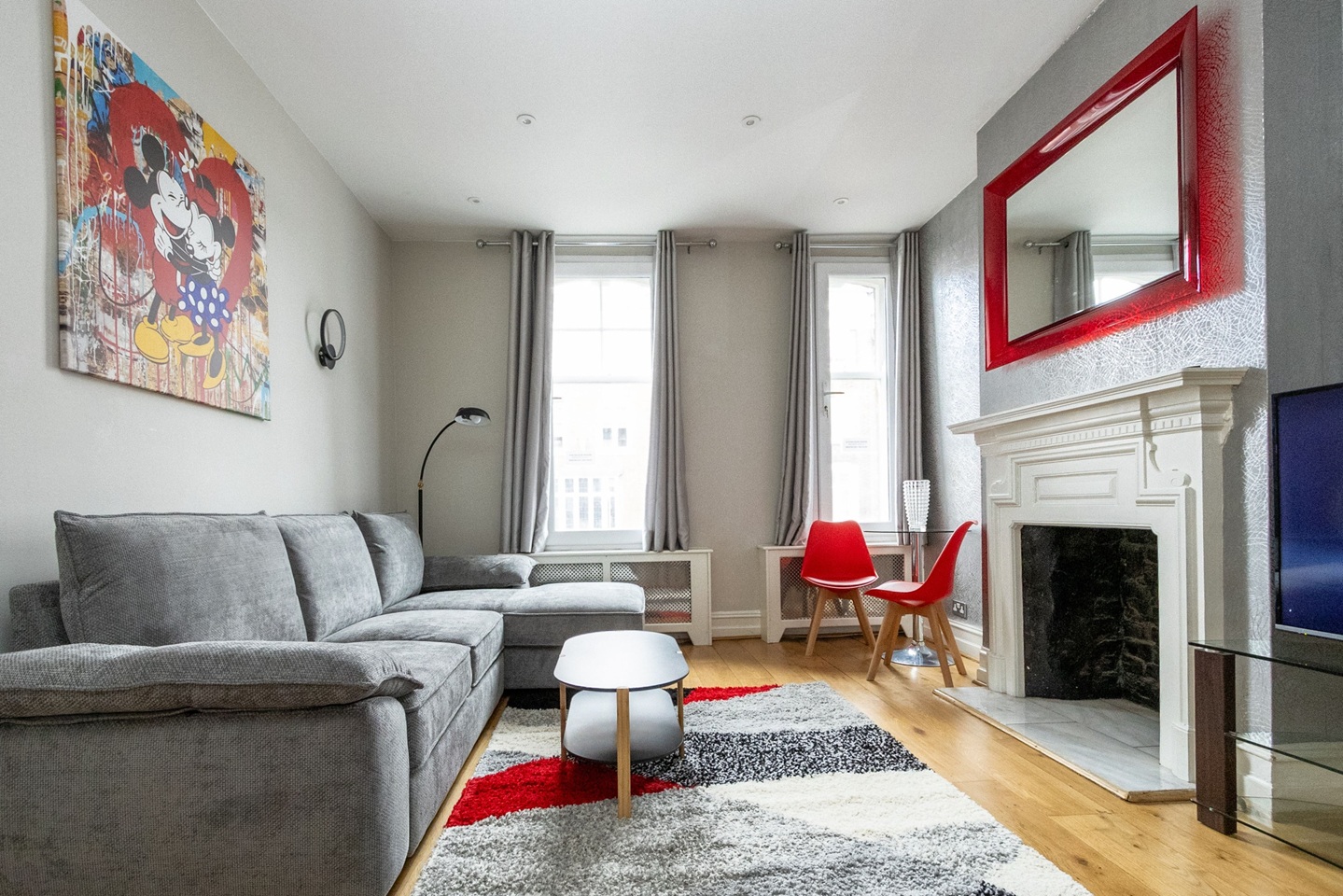 2 Bed Flat, Argyll Mansions, SW3 photo 3