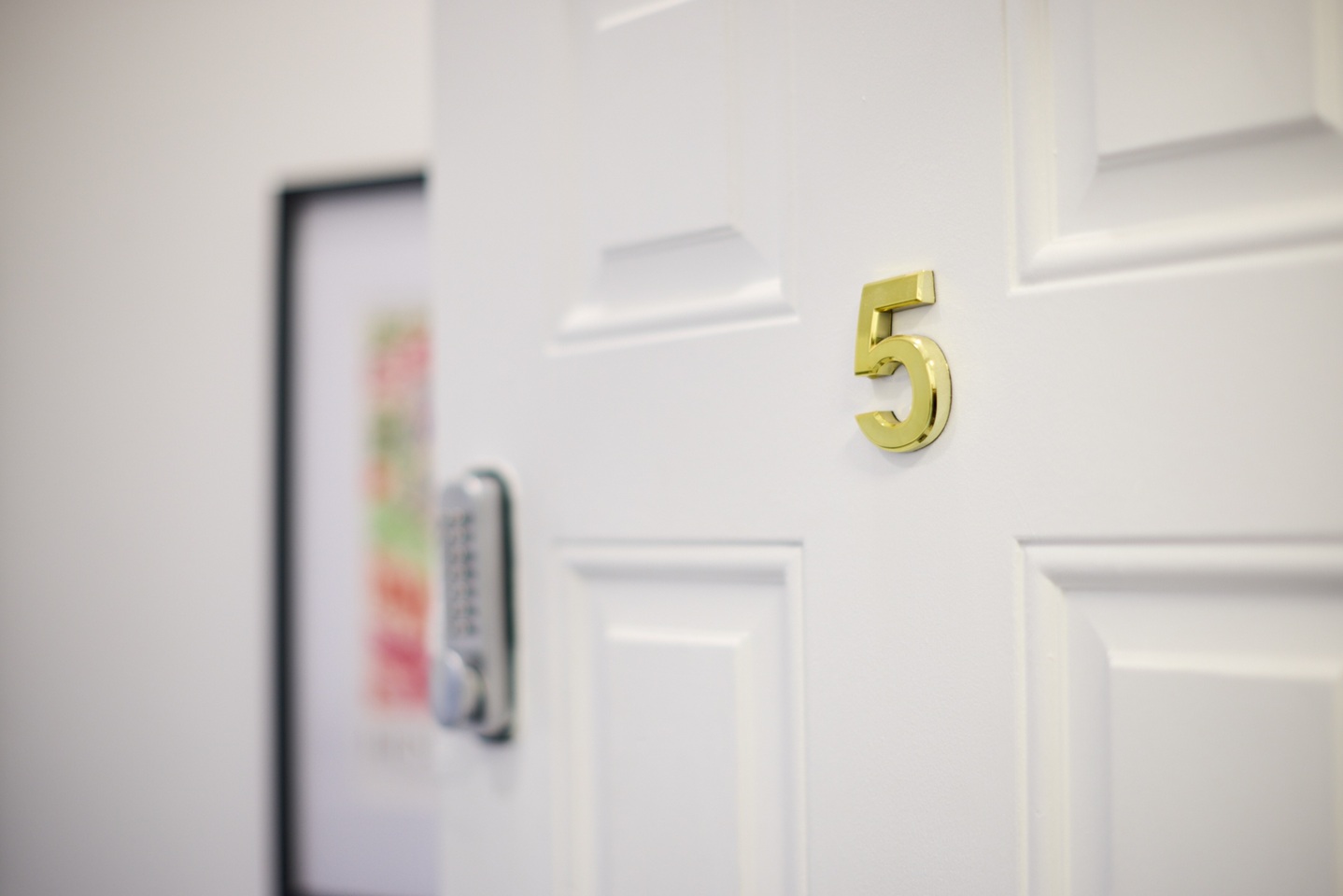 Studio Flat, Brick Lane, E1 photo 3