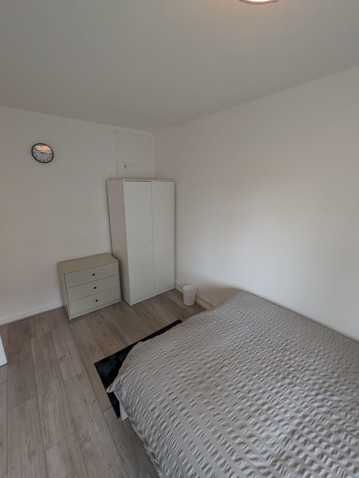 3 Bed Flat, Monteagle Court, N1