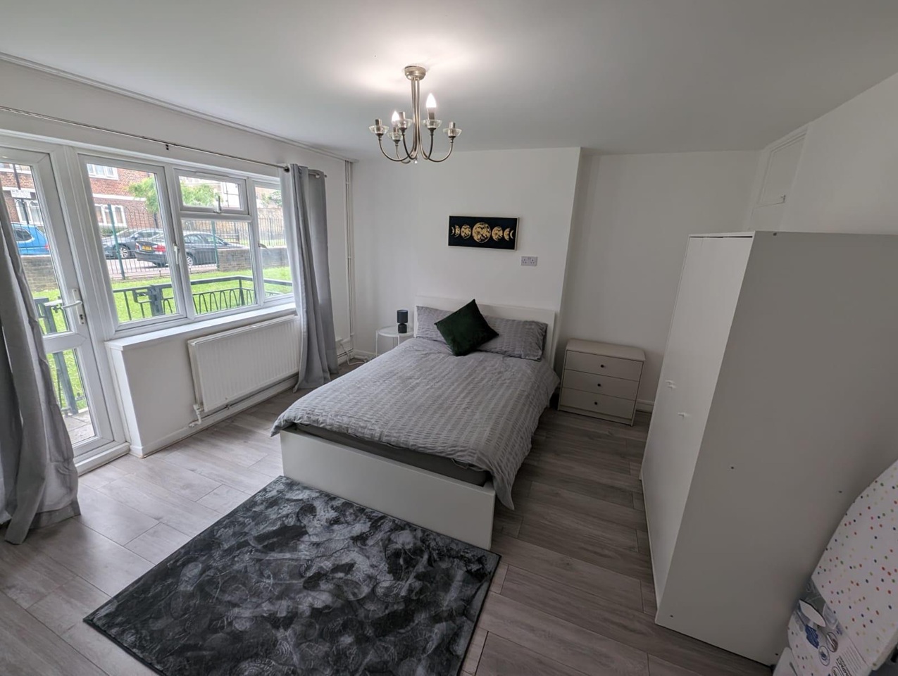 3 Bed Flat, Monteagle Court, N1 photo 2