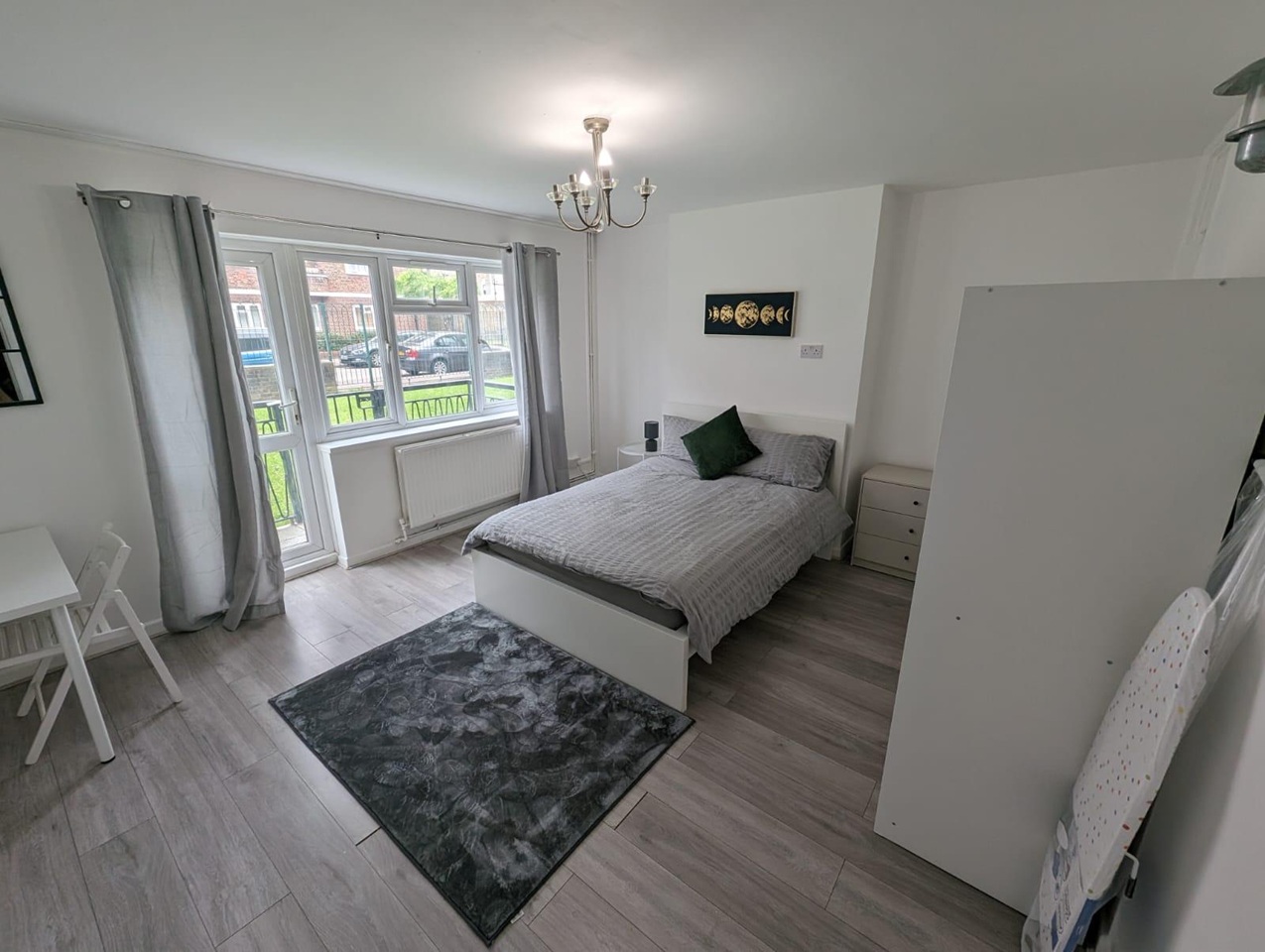 3 Bed Flat, Monteagle Court, N1 photo 5