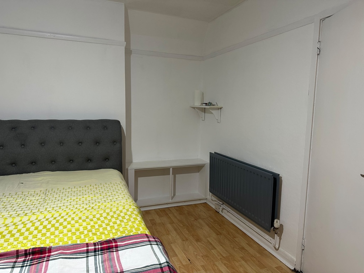 1 Bed Flat, Ellen Wilkinson House, SW6 photo 2