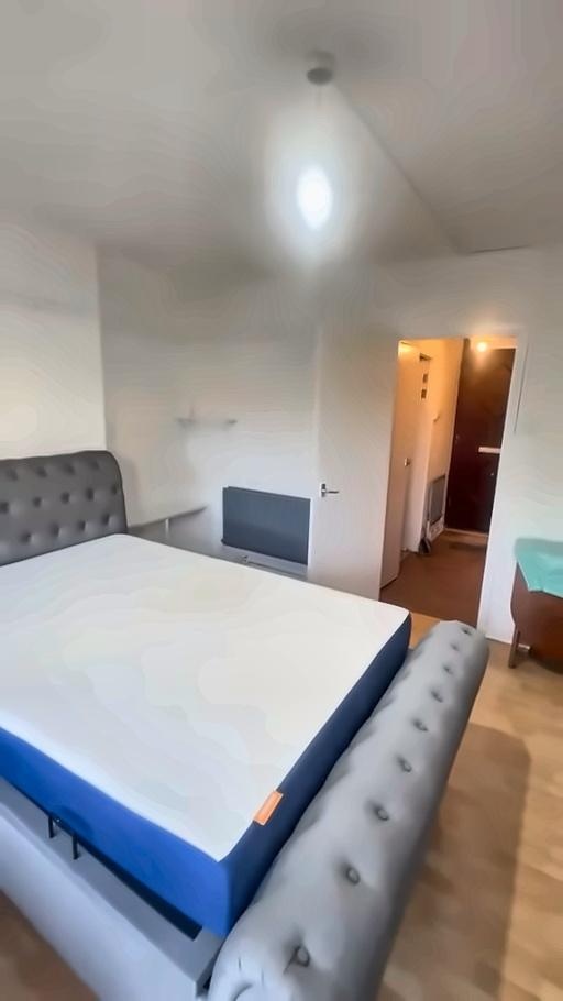 1 Bed Flat, Ellen Wilkinson House, SW6 photo 3