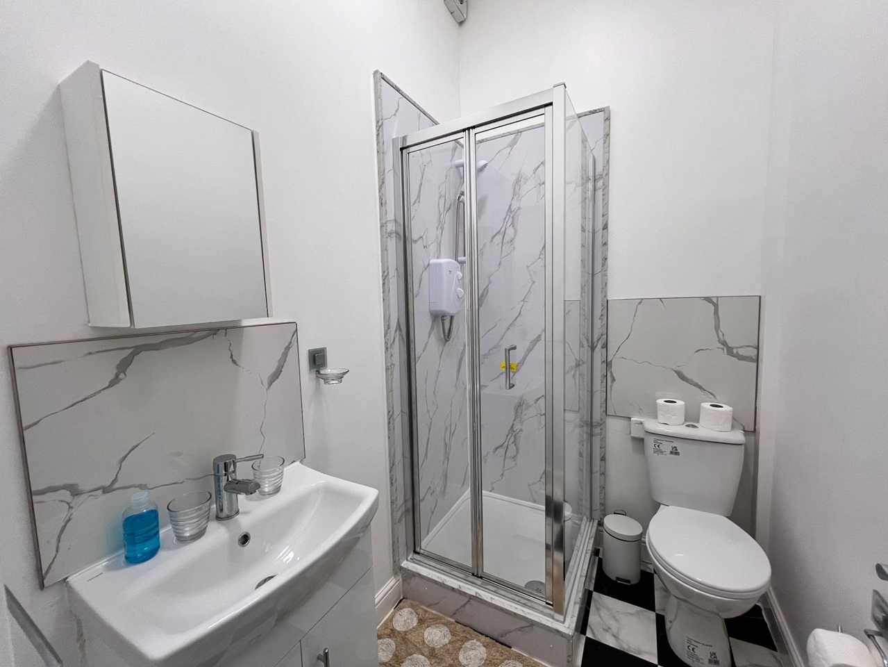 Studio Flat, Finchley Road, NW3 photo 5