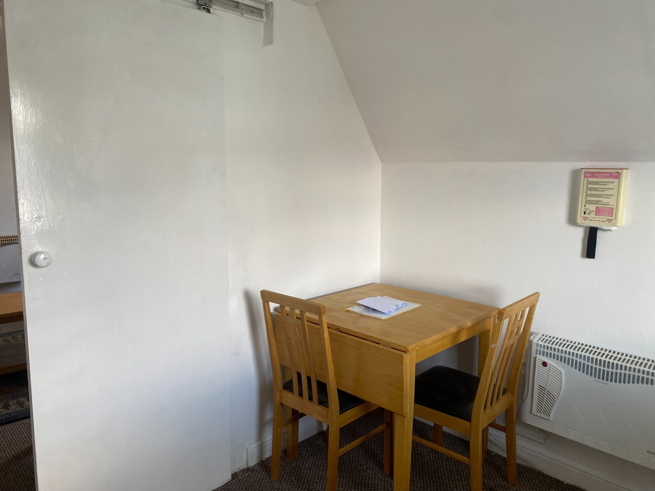 Studio Flat, Edgbaston, B17 photo 3