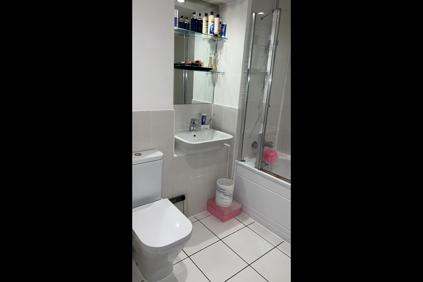 1 Bed Flat, John Thornycroft Road, SO19 photo 4