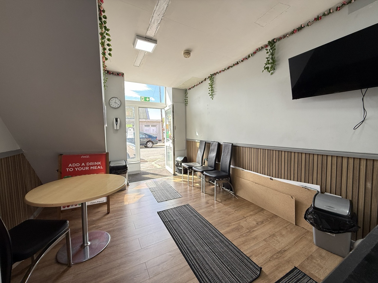 1 Bed Terraced House, Cafe / Dark Kitchen, LE2 photo 2