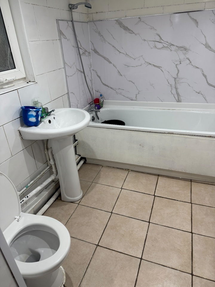 Studio Flat, Pearson Terrace, LS6 photo 5