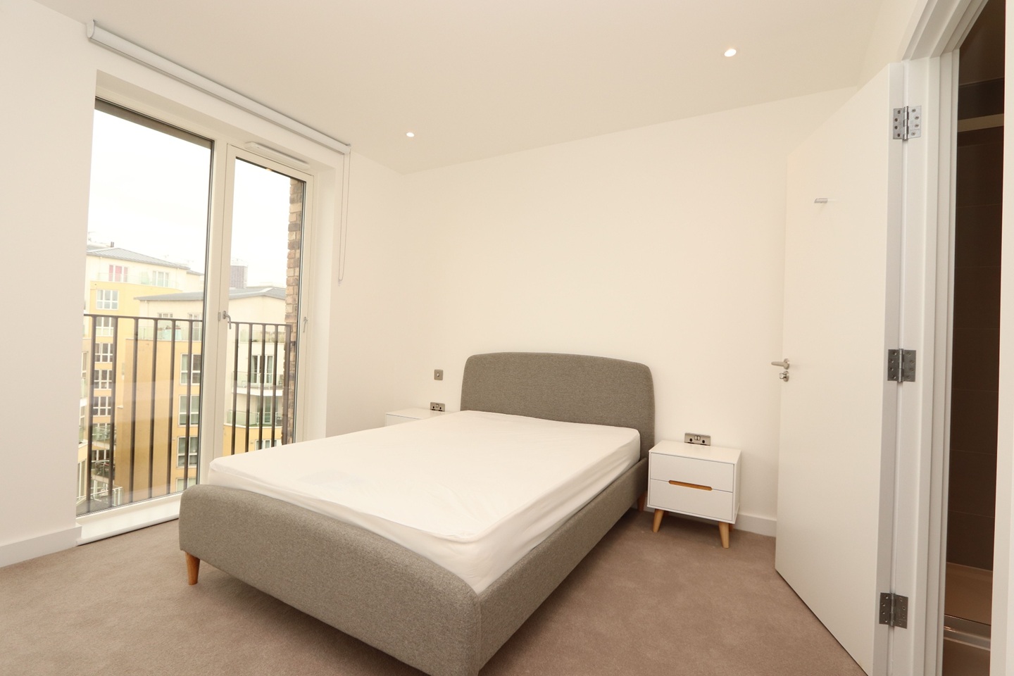 Room in a Shared Flat, Surrey Quays Road, SE16