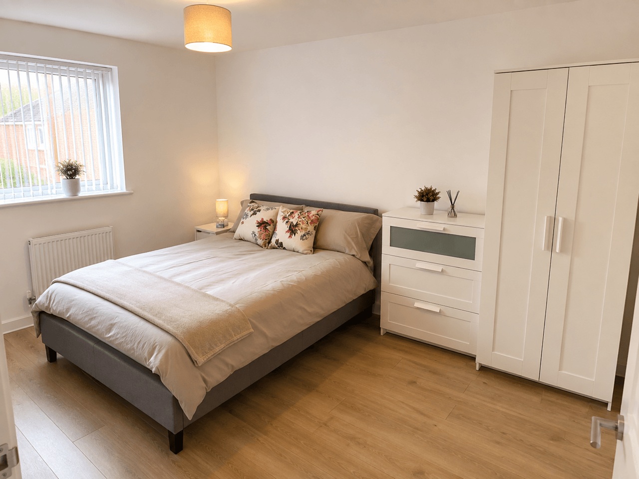 2 Bed Flat, Helena St, B1 photo 2