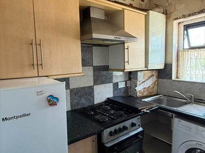2 Bed Flat, Westwood Road, IG3