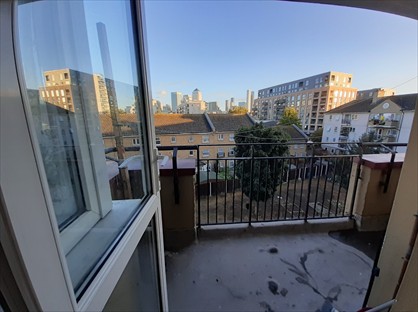 2 Bed Flat, Maydwell House, E14
